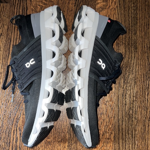 Cloudswift 3 Running Shoe - Picture 7 of 15